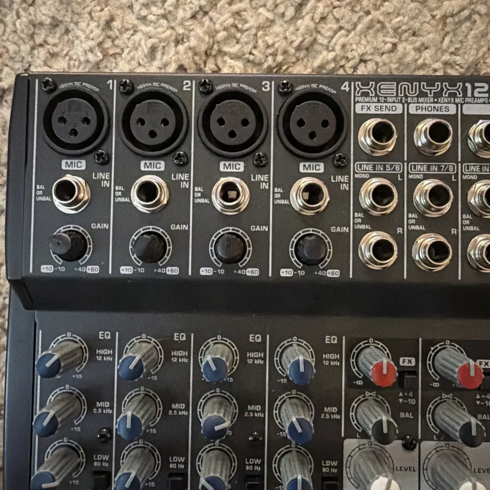 Behringer XENYX 1202FX Compact Mixer 12 CH 24bit Multi-Effector Untested No Cord